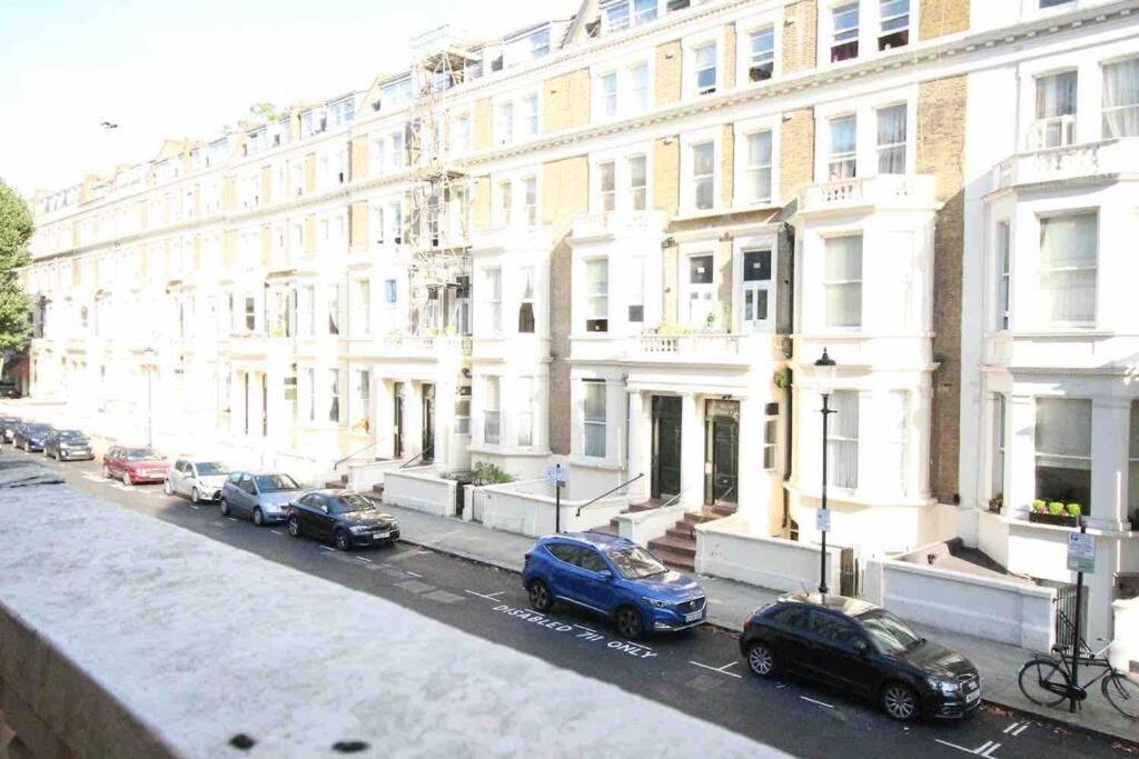 Wonderful Apartment In Earl'S Court London Exteriör bild